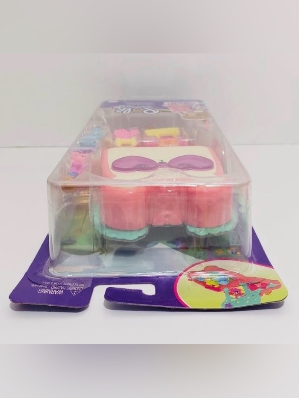 🆕 Polly Pocket Cutie Bear Picnic Mini Playset with 1 Micro Doll & 8 Accessories - Picture 8 of 10